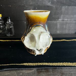 Arcana: Cat Skull Vase 